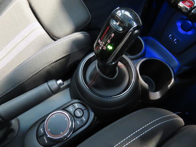 ＭＩＮＩ クーパーＳ　純正ＨＤＤナビ　ＡＣＣ　ＳＯＳコール　ヘッドアップディスプレイ　ドライブモード　ＥＴＣルームミラー　ＬＥＤヘッドライト　前後コナーセンサー　リアカメラ　ＵＪテールレンズ　２年保証　整備記録簿（19枚目）