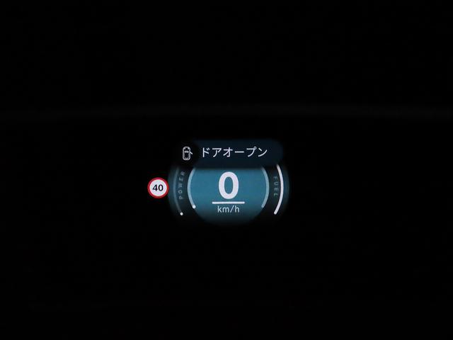 ＭＩＮＩ クーパーＳ　クラシック・トリム　携帯連動ナビ　クラシックトリム　ＥＴＣルームミラー　オートライト　ＬＥＤヘッドライト　衝突軽減ブレーキ　リアカメラ　純正１８インチアルミ　整備記録　認定中古車（11枚目）