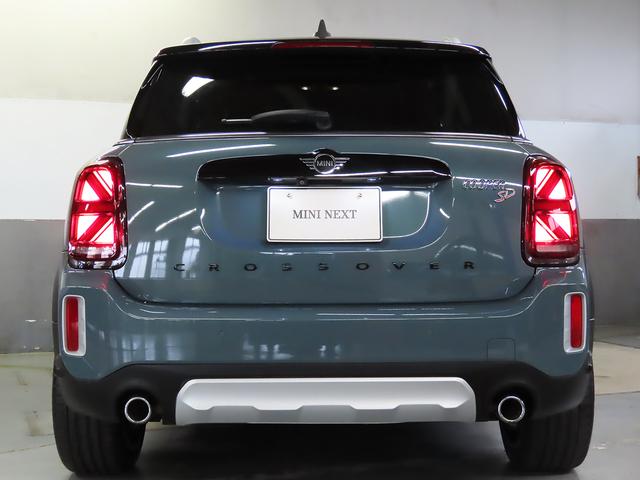 MINI クーパーSD クロスオーバー オール4 純正HDDナビ ACC SOSコール マルチディスプレイ ヘッドアップディスプレイ レザーシート シートヒーター 前後コナーセンサー リアカメラ UJテールレンズ 純正アルミ19 認定中古車 整備記録(7枚目)