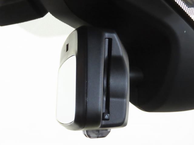 MINI クーパーSD クロスオーバー オール4 純正HDDナビ ACC SOSコール マルチディスプレイ ヘッドアップディスプレイ レザーシート シートヒーター 前後コナーセンサー リアカメラ UJテールレンズ 純正アルミ19 認定中古車 整備記録(20枚目)