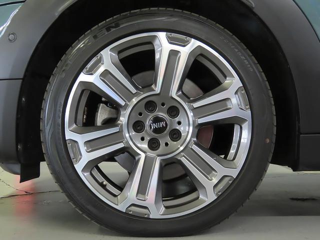 MINI クーパーSD クロスオーバー オール4 純正HDDナビ ACC SOSコール マルチディスプレイ ヘッドアップディスプレイ レザーシート シートヒーター 前後コナーセンサー リアカメラ UJテールレンズ 純正アルミ19 認定中古車 整備記録(26枚目)