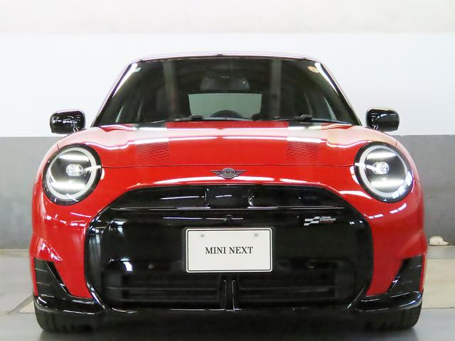 ＭＩＮＩ ＪＣＷ　Ｅ　ジョン・クーパー・ワークス・トリム　携帯連動ナビ　ＡＣＣ　ＳＯＳコール　ヘッドアップディスプレイ　ハーマンスピーカー　ＥＴＣ　パワーシート　アランドビューモニター　純正アルミ１８インチ　認定中古車　整備記録（5枚目）