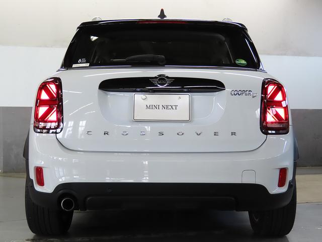 ＭＩＮＩ クーパーＤ　クロスオーバー　オール４　純正ＨＤＤナビ　ＡＣＣ　ＳＯＳコール　ＥＴＣルームミラーシートヒーター　ＬＥＤヘッドライト　リアコナーセンサー　リアカメラ　ＵＪテールレンズ　純正アルミ　整備記録　認定中古車（7枚目）