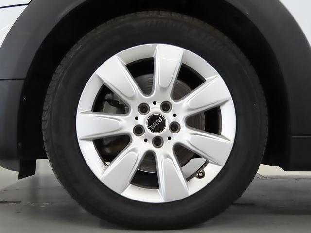 ＭＩＮＩ クーパーＤ　クロスオーバー　オール４　純正ＨＤＤナビ　ＡＣＣ　ＳＯＳコール　ＥＴＣルームミラーシートヒーター　ＬＥＤヘッドライト　リアコナーセンサー　リアカメラ　ＵＪテールレンズ　純正アルミ　整備記録　認定中古車（26枚目）