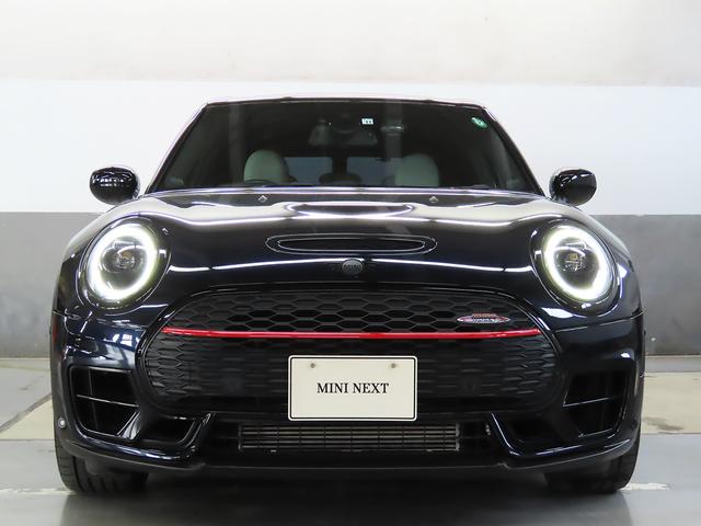 ＭＩＮＩ ジョンクーパーワークス　クラブマン　ＡＰＰ　ＳＯＳコール　マルチディスプレイ　ヘッドアップディスプレイ　ＥＴＣ　レザーシート　シートヒーター　ＬＥＤヘッドライト　前後コナーセンサー　リアカメラ　整備記録　認定中古車（5枚目）