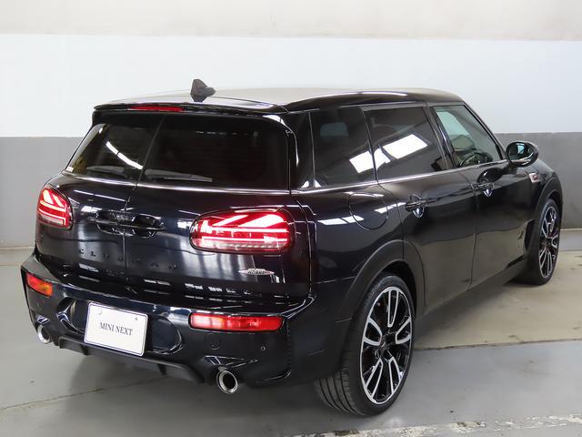 ＭＩＮＩ ジョンクーパーワークス　クラブマン　ＡＰＰ　ＳＯＳコール　マルチディスプレイ　ヘッドアップディスプレイ　ＥＴＣ　レザーシート　シートヒーター　ＬＥＤヘッドライト　前後コナーセンサー　リアカメラ　整備記録　認定中古車（12枚目）