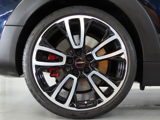 ＭＩＮＩ ジョンクーパーワークス　クラブマン　ＡＰＰ　ＳＯＳコール　マルチディスプレイ　ヘッドアップディスプレイ　ＥＴＣ　レザーシート　シートヒーター　ＬＥＤヘッドライト　前後コナーセンサー　リアカメラ　整備記録　認定中古車（30枚目）