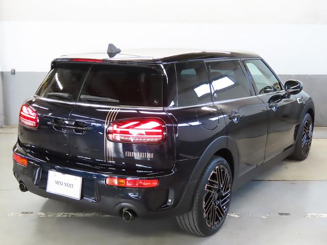 ＭＩＮＩ クーパーＳ　クラブマン　ファイナル・エディション　純正ＨＤＤナビ　ＳＯＳコール　マルチディスプレイ　ドライブモード　レザーシート　シートヒーター　前後コナーセンサー　リアカメラ　ＵＪテールレンズ　１８インチアルミ　認定中古車　整備記録（12枚目）