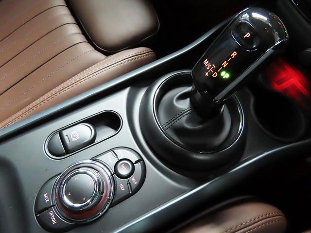 ＭＩＮＩ クーパーＳ　クラブマン　ファイナル・エディション　純正ＨＤＤナビ　ＳＯＳコール　マルチディスプレイ　ドライブモード　レザーシート　シートヒーター　前後コナーセンサー　リアカメラ　ＵＪテールレンズ　１８インチアルミ　認定中古車　整備記録（19枚目）