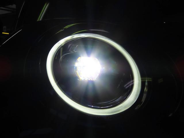 ＭＩＮＩ クーパーＳ　クラブマン　ファイナル・エディション　純正ＨＤＤナビ　ＳＯＳコール　マルチディスプレイ　ドライブモード　レザーシート　シートヒーター　前後コナーセンサー　リアカメラ　ＵＪテールレンズ　１８インチアルミ　認定中古車　整備記録（24枚目）