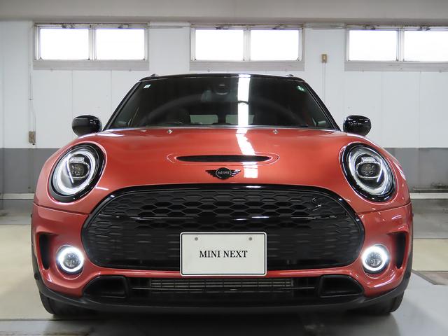 MINI クーパーS クラブマン オール4 HDDナビ ACC ETC ハーマンスピーカー マルチディスプレイ JCWステアリング シートヒーター サンルーフ 前後コナーセンサー UJテールレンズ 18インチアルミ 認定中古車 整備記録(5枚目)