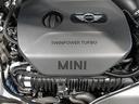 BMW製直列4気筒2Lバルブターボエンジン