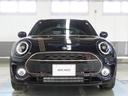 ＭＩＮＩ クーパーＳ　クラブマン　ファイナル・エディション　純正ＨＤＤナビ　ＳＯＳコール　マルチディスプレイ　ドライブモード　レザーシート　シートヒーター　前後コナーセンサー　リアカメラ　ＵＪテールレンズ　１８インチアルミ　認定中古車　整備記録（5枚目）