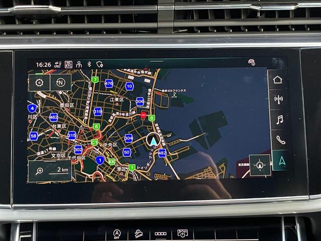 Ｑ８ ５５ＴＦＳＩクワトロ　Ｓライン　ブラックスタイル　エクステンディッドレザーパッケージ　ドアエントリーライト　Ｓ－２３（10枚目）