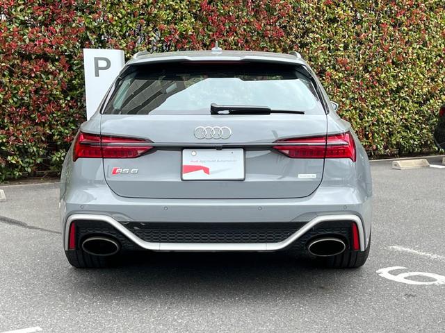 アウディ ＲＳ６アバント