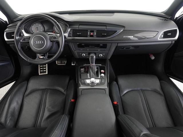 Ｓ６アバント ベースグレード　左ハンドル仕様　パノラマサンルーフ　プライバシーガラス　コンフォートシート　認定中古車（6枚目）