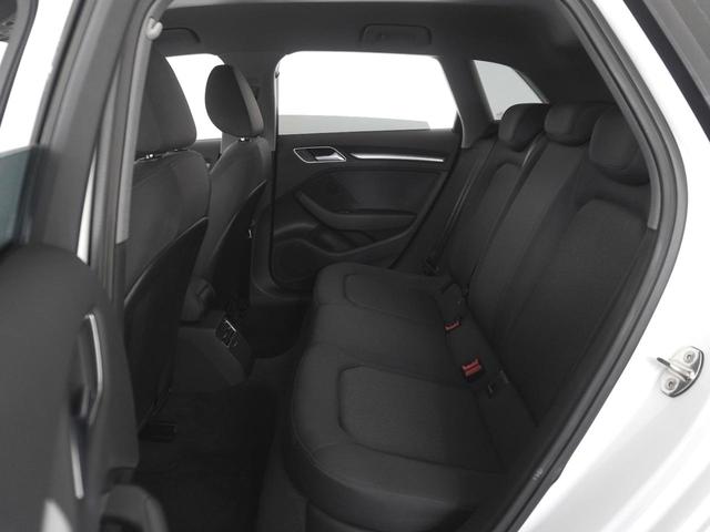 A3 スポーツバック30TFSI アシスタンスパッケージ アドバンストキーシステム ナビゲーションPlusパッケージ バーチャルコクピット 認定中古車(8枚目)