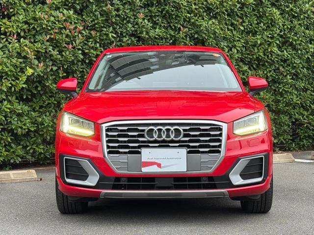 Ｑ２ ３０ＴＦＳＩスポーツ　アシスタンスパッケージ　オートマチックテールゲート　ナビゲーションパッケージ　バーチャルコクピット　認定中古車（3枚目）