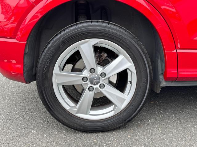 Ｑ２ ３０ＴＦＳＩスポーツ　アシスタンスパッケージ　オートマチックテールゲート　ナビゲーションパッケージ　バーチャルコクピット　認定中古車（17枚目）