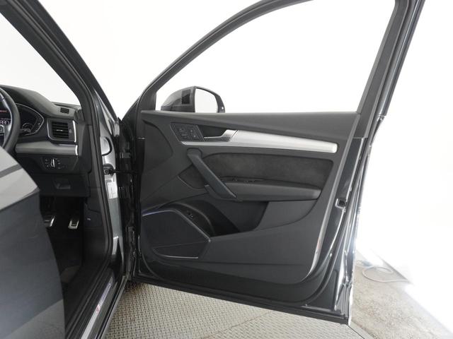 Q5 40TDIクワトロ スポーツ S line パッケージ アシスタンスパッケージ マトリクスLEDヘッドライトパッケージ リヤアシスタンスパッケージ(14枚目)