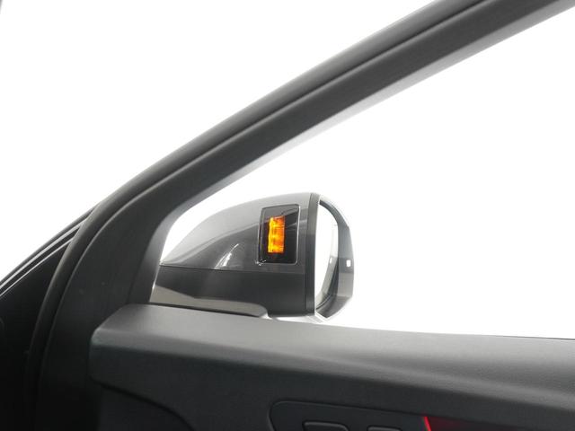 Q5 40TDIクワトロ スポーツ S line パッケージ アシスタンスパッケージ マトリクスLEDヘッドライトパッケージ リヤアシスタンスパッケージ(16枚目)