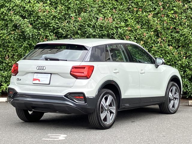 Ｑ２ ３５ＴＦＳＩアドバンスド　ｌｉｍｉｔｅｄ　ｅｄｉｔｉｏｎ　パッケージ　パーシャルレザーシート　コンビニエンス＆アシスタンスパッケージ　ナビゲーションパッケージ　認定中古車（4枚目）