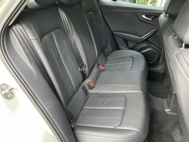 Ｑ２ ３５ＴＦＳＩアドバンスド　ｌｉｍｉｔｅｄ　ｅｄｉｔｉｏｎ　パッケージ　パーシャルレザーシート　コンビニエンス＆アシスタンスパッケージ　ナビゲーションパッケージ　認定中古車（8枚目）