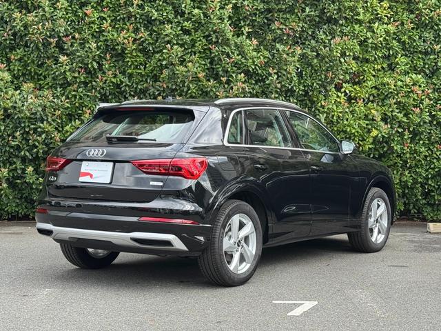 Q3 35TFSIアドバンスド コンビニエンスアシスタンスパッケージ スマートフォンインターフェース ステアリング3スポークレザーマルチファンクションパドルシフト 認定中古車(4枚目)