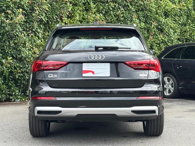 Q3 35TFSIアドバンスド コンビニエンスアシスタンスパッケージ スマートフォンインターフェース ステアリング3スポークレザーマルチファンクションパドルシフト 認定中古車(5枚目)