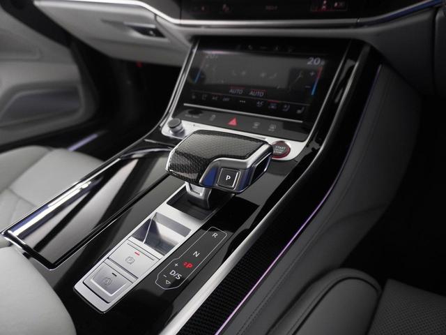 S8 ベースグレード コンフォートパッケージ Bang & Olufsen 3Dアドバンストサウンドシステム Audi デザインセレクション パステルシルバー パノラマサンルーフ(10枚目)
