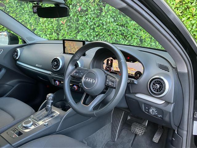 Ａｕｄｉのインテリアはエクステリア同様、優れたデザイン性とクオリティ、そして機能性を兼ね備えております。