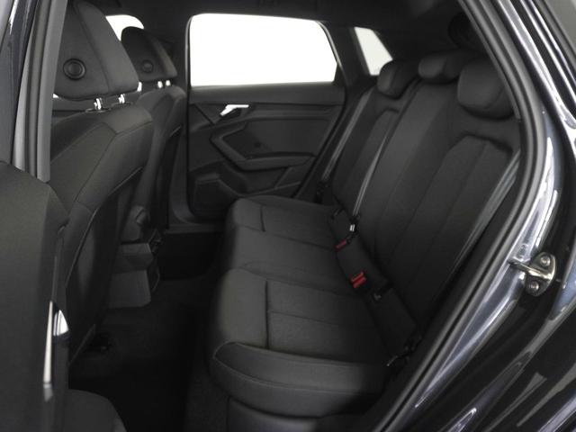 A3 スポーツバック30TFSI ナビゲーションパッケージ コンビニエンス&アシスタンスパッケージ 認定中古車(8枚目)