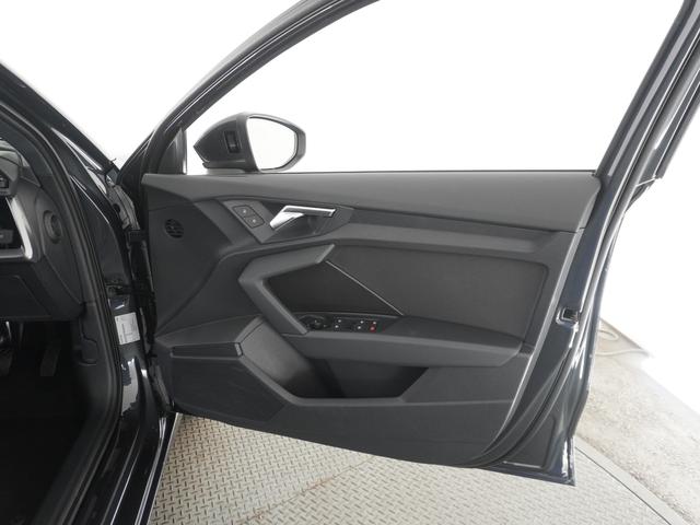 A3 スポーツバック30TFSI ナビゲーションパッケージ コンビニエンス&アシスタンスパッケージ 認定中古車(14枚目)