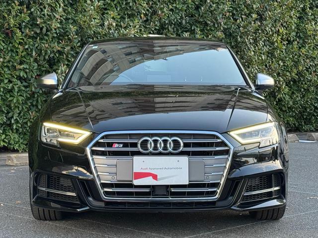 Ｓ３セダン ベースグレード　Ｂ＆Ｏサウンドシステム　マグネティックライド　アシスタンスパッケージ　カラードブレーキキャリパーレッド　マトリクスＬＥＤヘッドライト　認定中古車（3枚目）