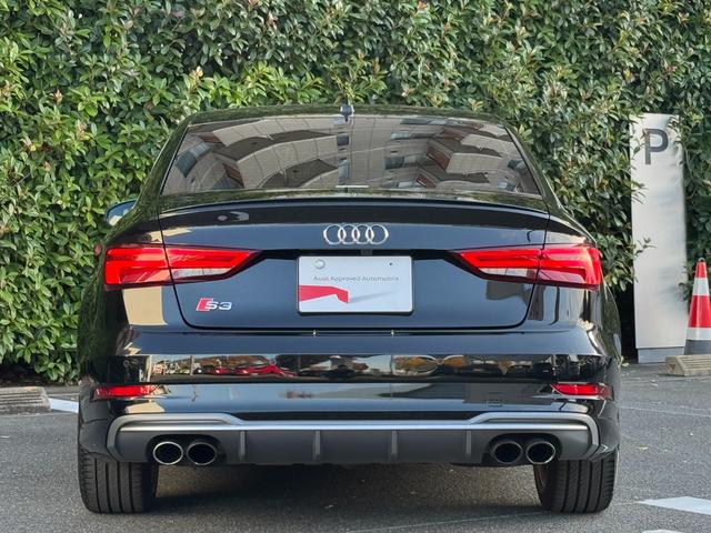 Ｓ３セダン ベースグレード　Ｂ＆Ｏサウンドシステム　マグネティックライド　アシスタンスパッケージ　カラードブレーキキャリパーレッド　マトリクスＬＥＤヘッドライト　認定中古車（5枚目）