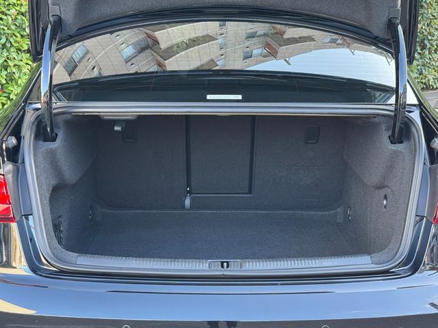 Ｓ３セダン ベースグレード　Ｂ＆Ｏサウンドシステム　マグネティックライド　アシスタンスパッケージ　カラードブレーキキャリパーレッド　マトリクスＬＥＤヘッドライト　認定中古車（13枚目）