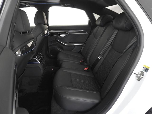 Ｓ８ ベースグレード　コンフォートパッケージ　パノラマサンルーフ　ヘッドライニングブラックダイナミカ　アシスタンスパッケージ　リアシートＵＳＢチャージング　オプション２１インチアルミホイール　認定中古車（8枚目）