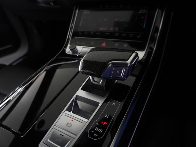 Ｓ８ ベースグレード　コンフォートパッケージ　パノラマサンルーフ　ヘッドライニングブラックダイナミカ　アシスタンスパッケージ　リアシートＵＳＢチャージング　オプション２１インチアルミホイール　認定中古車（11枚目）