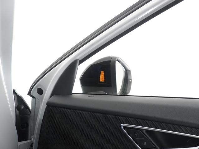 ＳＱ２ ベースグレード　ナビゲーションパッケージ　ファインナッパレザー　コンビニエンス＆アシスタンスパッケージ　ブラックＡｕｄｉ　ｒｉｎｇｓ＆ブラックスタイリング　マトリクスＬＥＤ　テクノロジーパッケージ　認定中古車（16枚目）