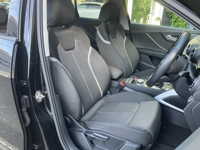 Ｑ２ １．０ＴＦＳＩスポーツ　パノラマサンルーフ　アシスタンスパッケージ　プライバシーガラス　バーチャルコックピット　オートマチックテールゲート　ＭＭＩナビゲーションシステム　認定中古車（7枚目）
