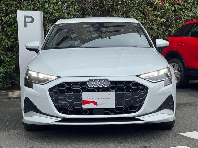 Ａ３ スポーツバック３０ＴＦＳＩアドバンスド　コンビニエンス＆アシスタンスパッケージライト　　ナビゲーションパッケージ　３ゾーンオートマチックエアコンディショナー　認定中古車（2枚目）