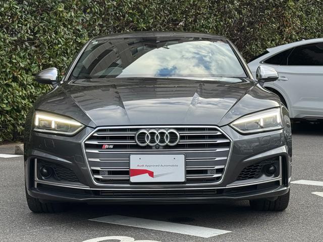 Ｓ５スポーツバック ベースグレード　Ｂａｎｇ＆Ｏｌｕｆｓｅｎ　Ｓ　ｓｐｏｒｔシート　カラードブレーキキャリパーレッド　シートヒーター前後　プライバシーガラス　アシスタンスパッケージ　マトリクスＬＥＤヘッドライトパッケージ　認定中古車（2枚目）