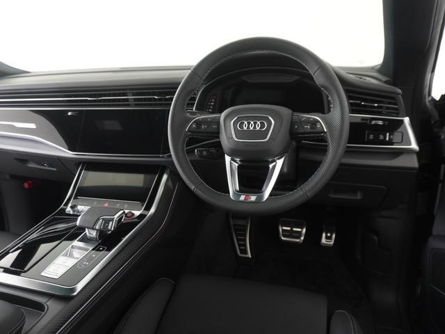ＳＱ８ 　レザーパッケージ　パノラマサンルーフ　ブラックスタイリングパッケージ　デジタルＯＬＥＤリヤライト　プライバシーガラス　ルーフレール（ブラック）認定中古車（16枚目）