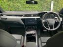 ベースグレード　パノラマサンルーフ　マトリクスＬＥＤヘッドライト　カラードブレーキ　バーチャルエクステリアミラー　認定中古車（9枚目）