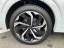 55e-トロンクワトロ Sライン サイレンスパッケージ インテリアパッケージ  アルミホイール 265/45 R21 ダーク Audi rings & ブラックスタイリングパッケージ 認定中古車(18枚目)