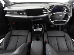 ������顡����������䡡ͭ��Ź�Ǥϡ�Ÿ����ξ���٤Ƥ��軰�Ժ��굡�ؤΡּ�ξ�ʼ������פ򤴽������Ƥ���ޤ����¼֤�����ʤ��԰¤⡢����񤬤���а¿��Ǥ��� 4