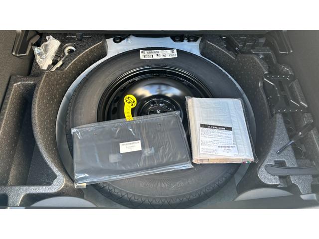 ５００Ｘ スポーツ　新車保証継承　ＬＥＤヘッドライト　レーダーブレーキサポート　アンドロイドオート＆アップルカープレイ対応　バックカメラ　前後コーナーセンサー　１８インチホイール　ＡＣＣ（22枚目）