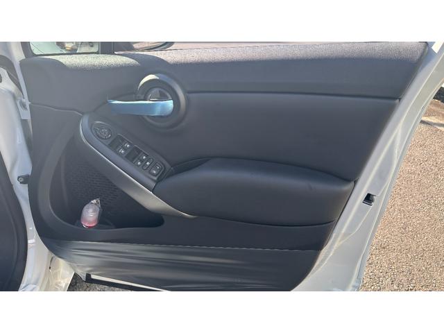５００Ｘ スポーツ　新車保証継承　ＬＥＤヘッドライト　レーダーブレーキサポート　アンドロイドオート＆アップルカープレイ対応　バックカメラ　前後コーナーセンサー　１８インチホイール　ＡＣＣ（24枚目）