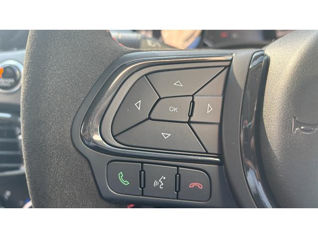 ５００Ｘ スポーツ　新車保証継承　ＬＥＤヘッドライト　レーダーブレーキサポート　アンドロイドオート＆アップルカープレイ対応　バックカメラ　前後コーナーセンサー　１８インチホイール　ＡＣＣ（26枚目）