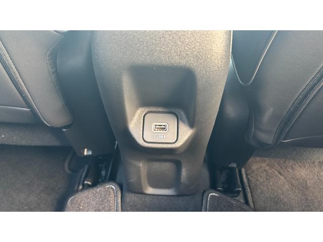 ５００Ｘ スポーツ　新車保証継承　ＬＥＤヘッドライト　レーダーブレーキサポート　アンドロイドオート＆アップルカープレイ対応　バックカメラ　前後コーナーセンサー　１８インチホイール　ＡＣＣ（33枚目）